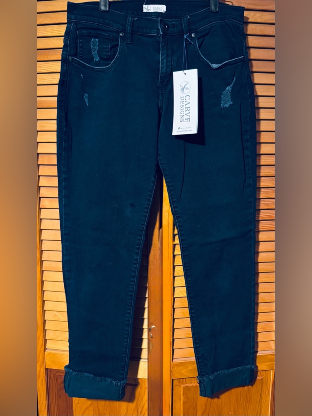 NWT- Carve Designs Brooke Black Distressed Jeans